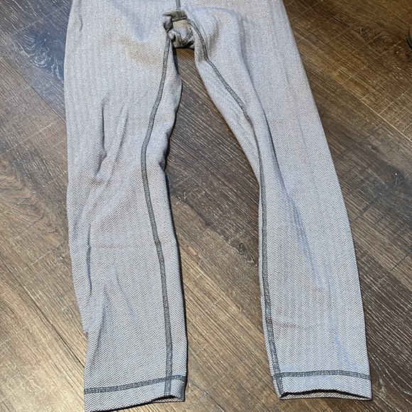 Lululemon full length leggings - Picture 2 of 4